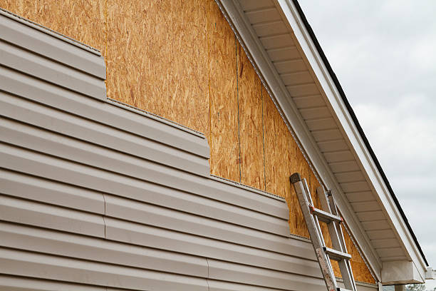 Professional Wood Siding technician working in Terrell, NC